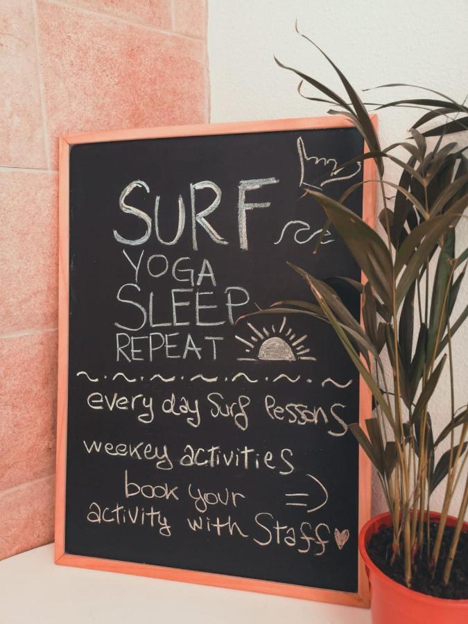 Хостел International Surf Camp Only Surf Коральео Экстерьер фото